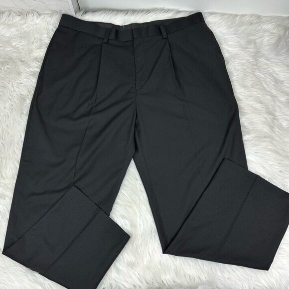 Kenneth Cole Reaction Men’s Black Striped Pleated Relaxed Career‎ Pants W40/L30 - Picture 1 of 13